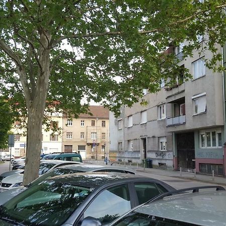 Apartment Roberta Загреб Экстерьер фото