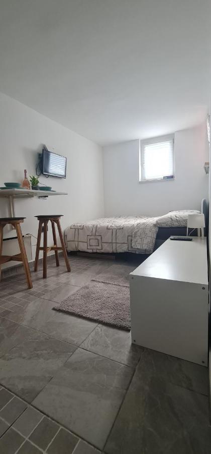 Apartment Roberta Загреб Экстерьер фото