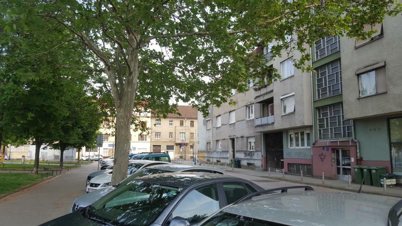 Apartment Roberta Загреб Экстерьер фото